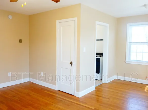 816 Greenwood Cir APT 4, Takoma Park, MD 20912