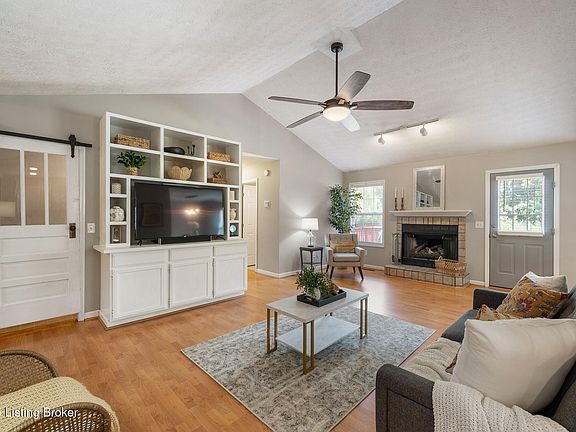 2nd image of 1254 Shepard Way