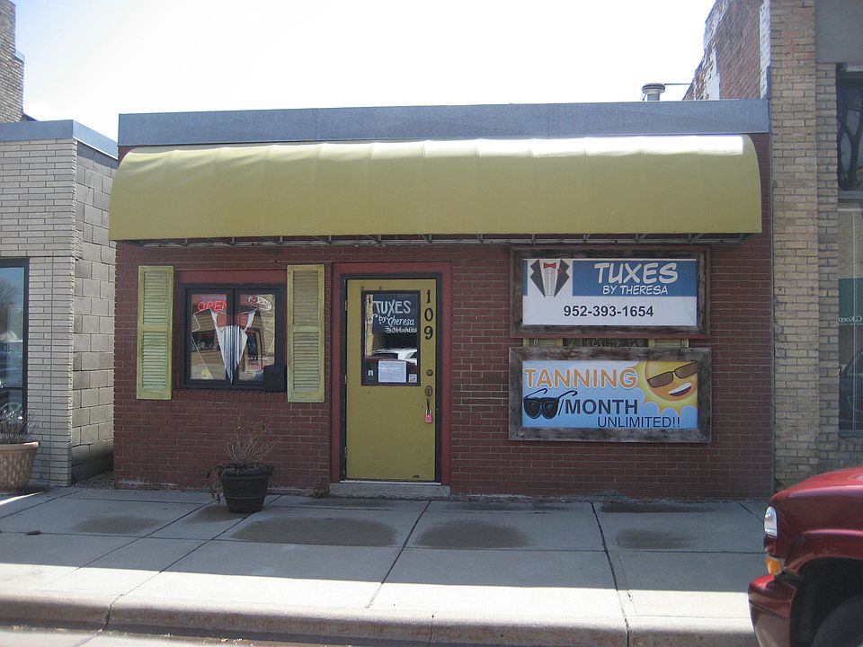 1st image of 109 E Main St