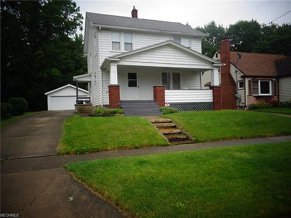 2nd image of 276 Lowell Ave NE