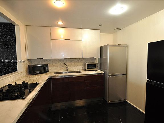4th image of 2030 S Ocean Dr APT 803