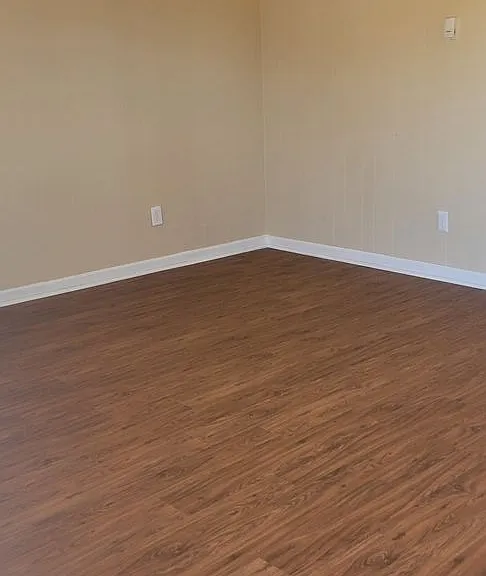 304 Carpenter St — Photo 1