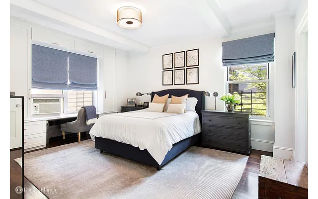 Sold by Douglas Elliman | media 21