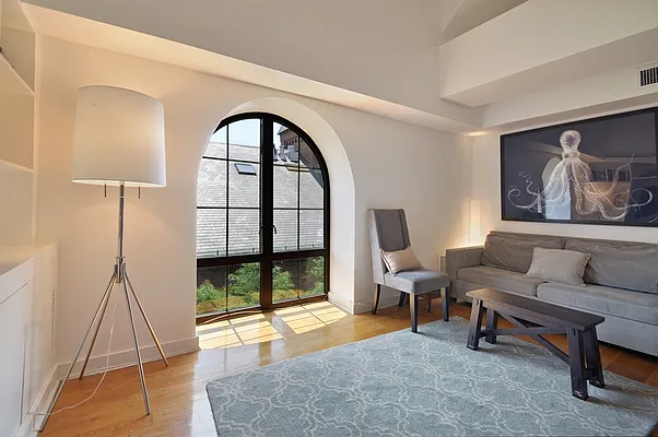 Sold by Corcoran | media 25