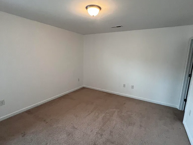 608 Cheltenham Dr — Photo 31