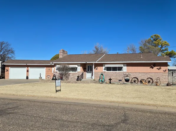 1311 Maple Blvd, Liberal, KS 67901