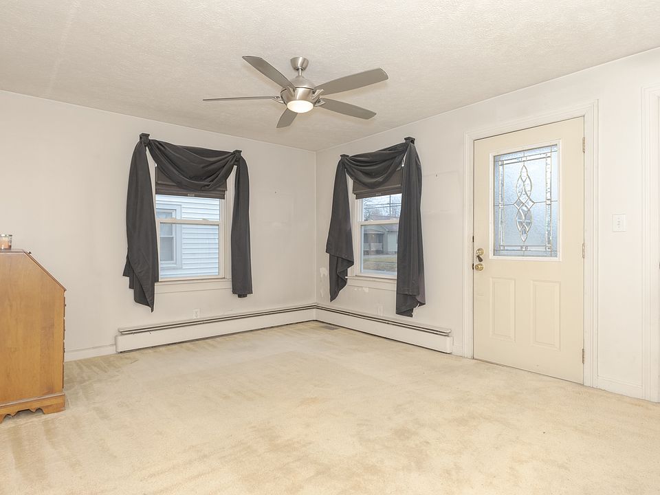 815 Bunn St, Bloomington, IL 61701 Zillow