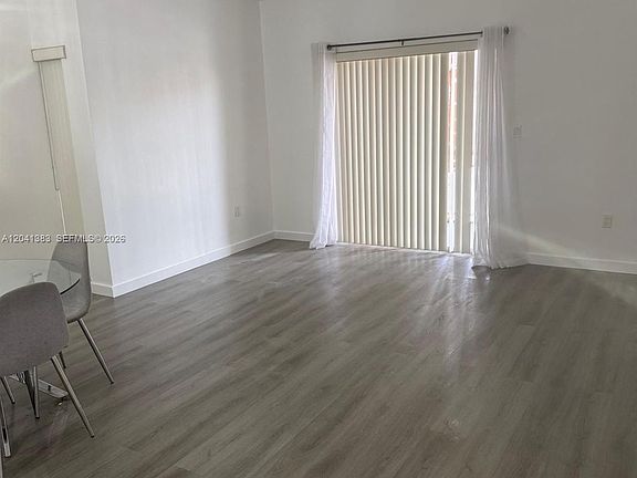 3rd image of 9159 SW 77th Ave APT 211