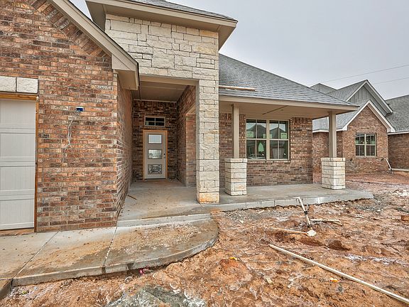 5th image of 14517 Privas Ln
