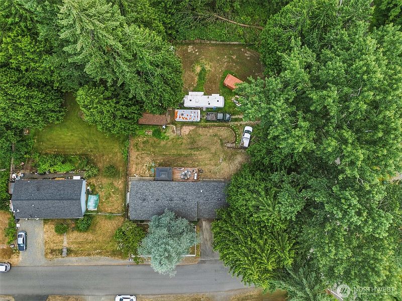 3rd image of 21007 NE 66th Street