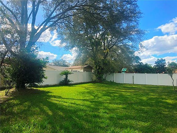 3rd image of 8226 Sandberry Blvd