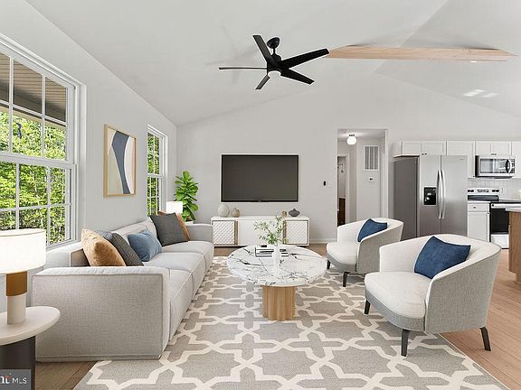 5th image of 625 Vawter Corner Rd