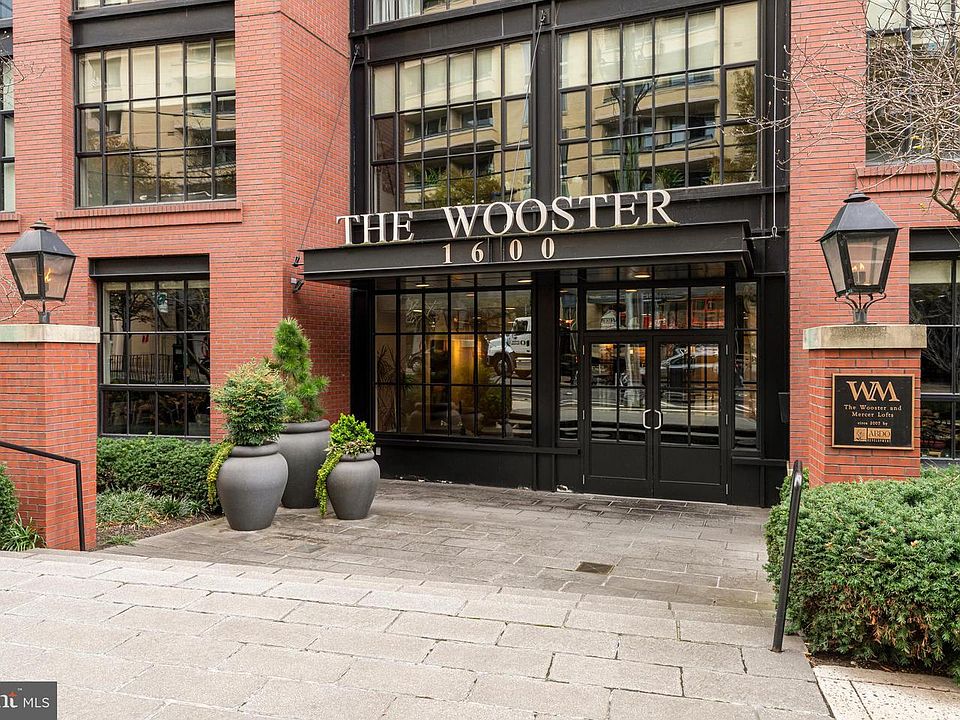 1st image of 1600 Clarendon Blvd #W108