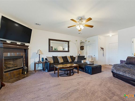 4th image of 6801 Black Springs Dr