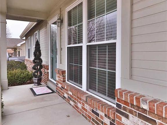 5th image of 3023 Blue Mountain Dr