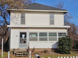 311 E Jefferson St, Tecumseh, OK 74873