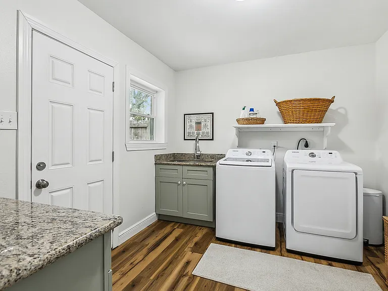 9152 Woodbine St — Photo 15