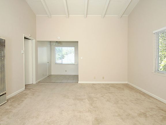 3rd image of 528 Kendall Ave APT 16