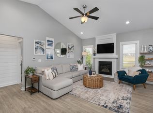 1350 97th St, West Des Moines, IA 50266