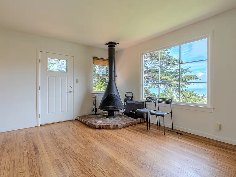 463 Talbot Ave — Photo 7