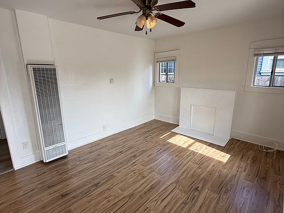 5th image of 3738 Menlo Ave