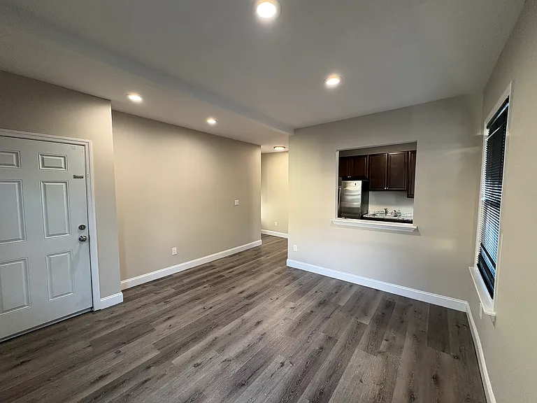 389 Myrtle Ave #1 — Photo 3