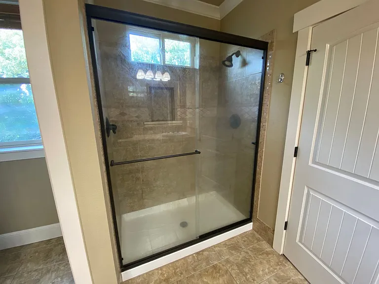 JH1102 — Photo 24