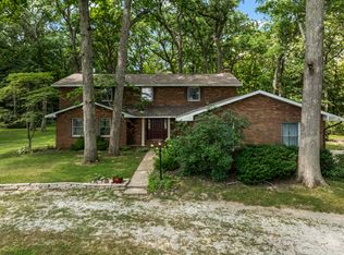 9187 Carl Springs Rd, Wapella, IL 61777