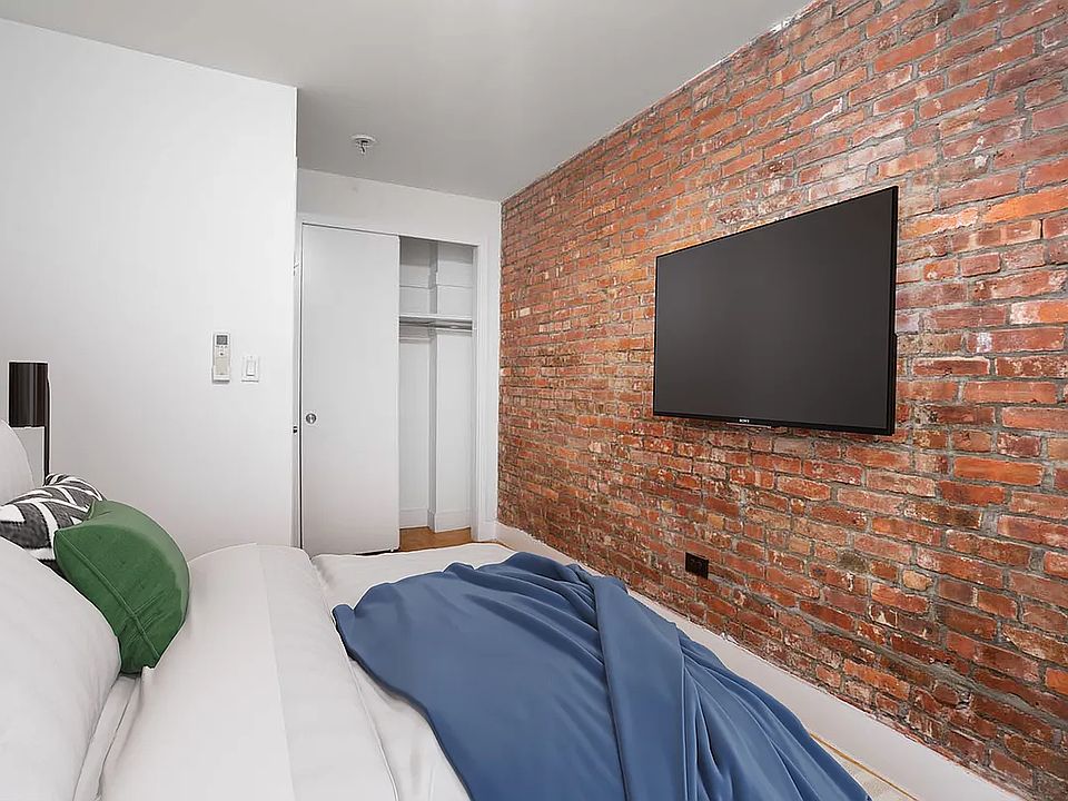 2nd image of 7 Somers St #2B