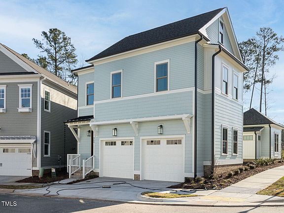 3rd image of 900 Noisette Ct