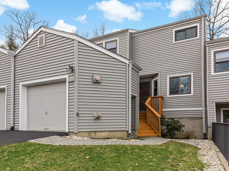 JanetB-55 Bridle Path-20.JPG