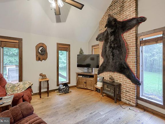 4th image of 34 Tucquan Glen Rd
