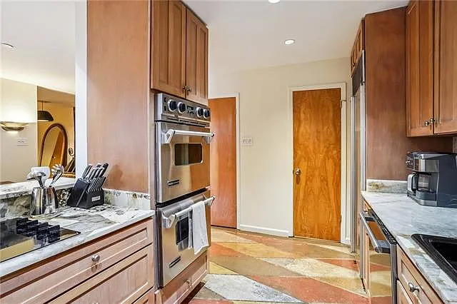 1107 S Peters St #101 — Photo 11