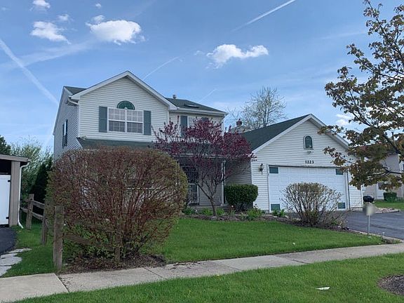 3rd image of 1223 Pheasant Run