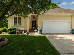 4446 S Davidson Dr, Independence, MO 64055