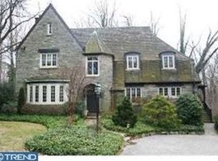 11 Hilltop Rd, Rose Valley, PA 19086