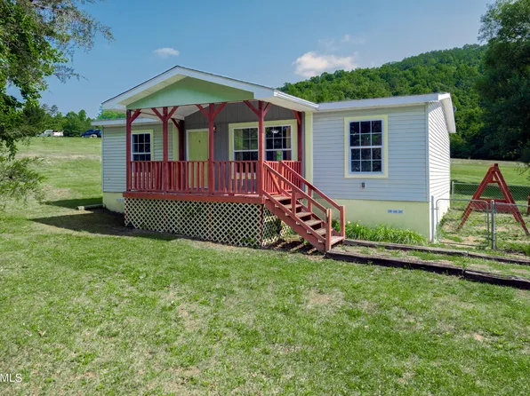 446 Old Wooldridge Pike, Jellico, TN 37762