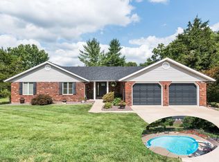 915 Bannister Dr, Jefferson City, MO 65109