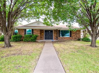 2615 Eastbrook Dr, Mesquite, TX