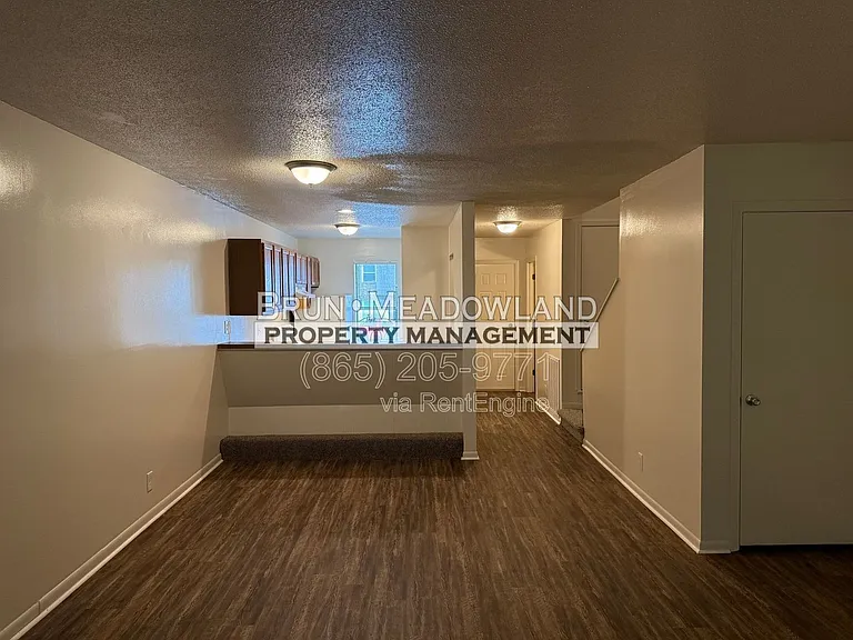 10409 Victoria Dr #D — Photo 22
