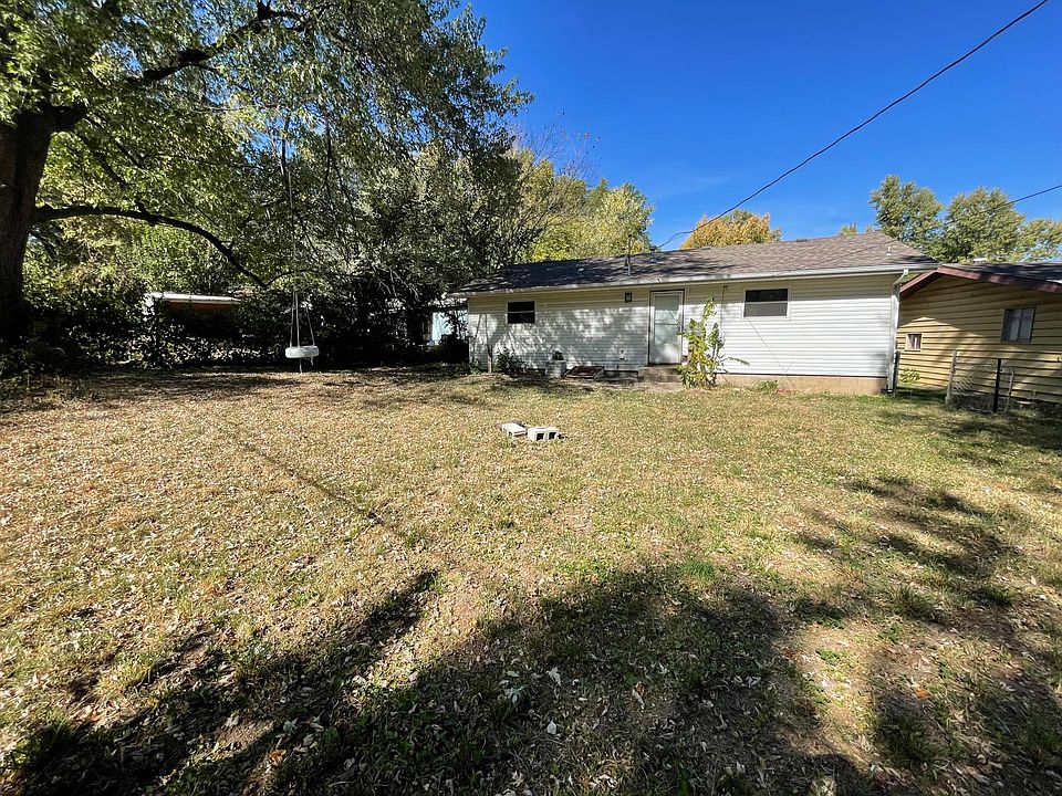 1648 E Nora St, Springfield, MO 65803 Zillow