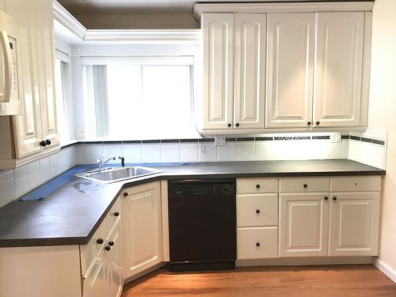 3rd image of 4719 21st Ave