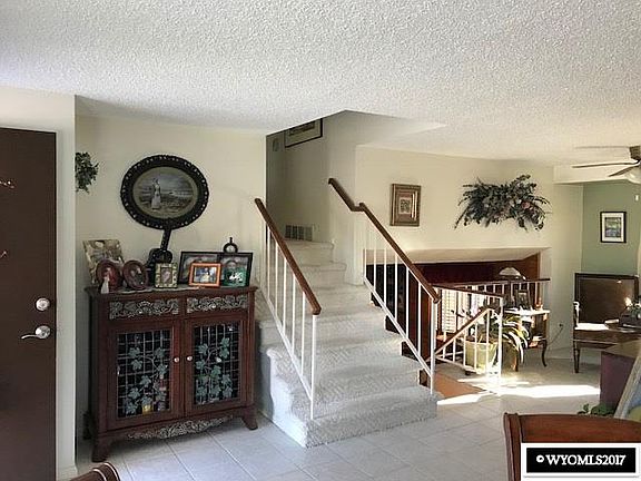 3rd image of 3317 Clyman Dr