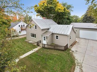 625 1st St, Luxemburg, WI 54217