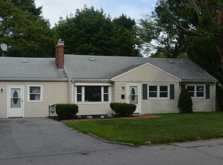 2 Spofford Ave, Warwick, RI 02888