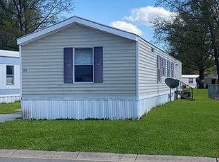 Redbud Estates MHC, Manhattan, KS 66502
