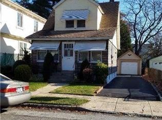 279 Doherty Ave, Elmont, NY 11003