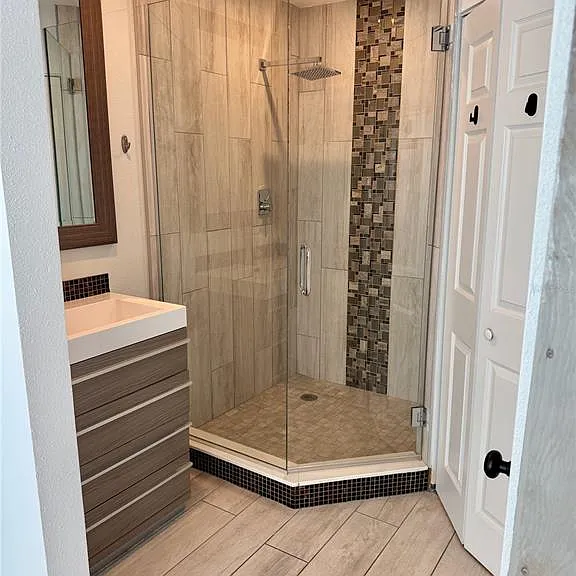 2585 Grassy Point Dr #111 — Photo 10