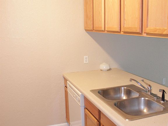 5th image of 317 Mabry St APT 821