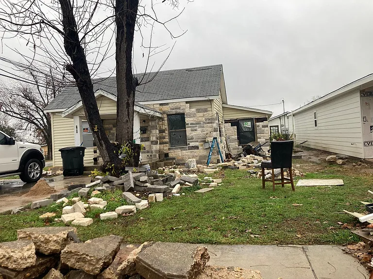 708 N 16th St — Photo 3